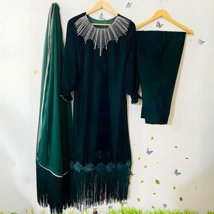 Green velvet dresses for wedding