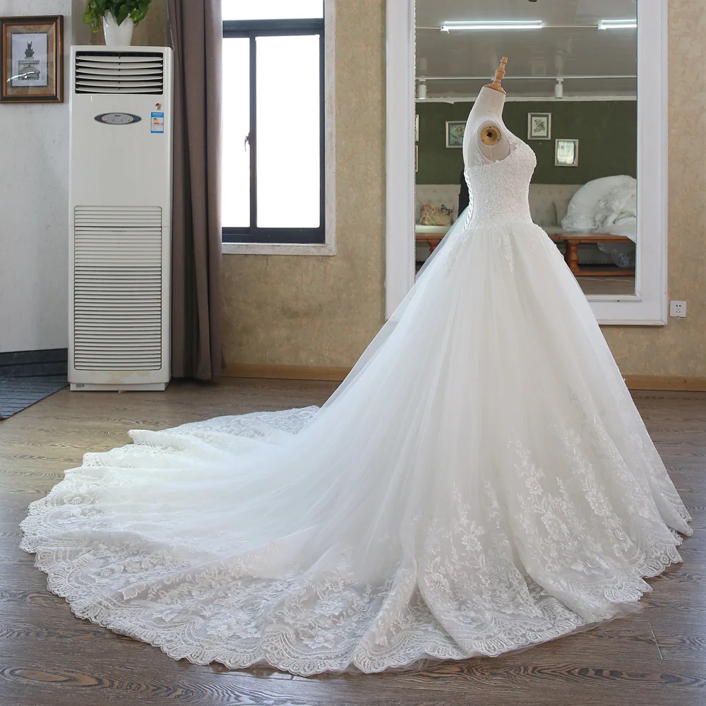 Plus size lace dress wedding