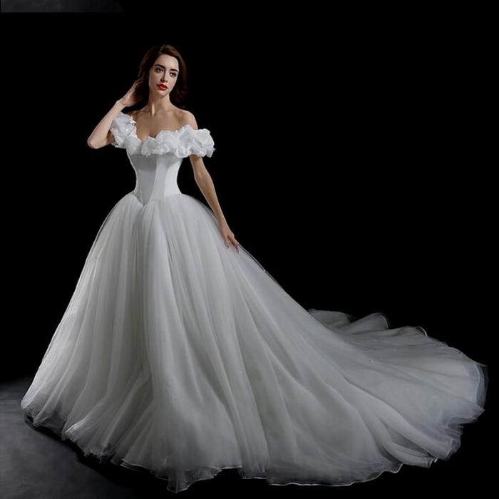 Wedding dress disney belle