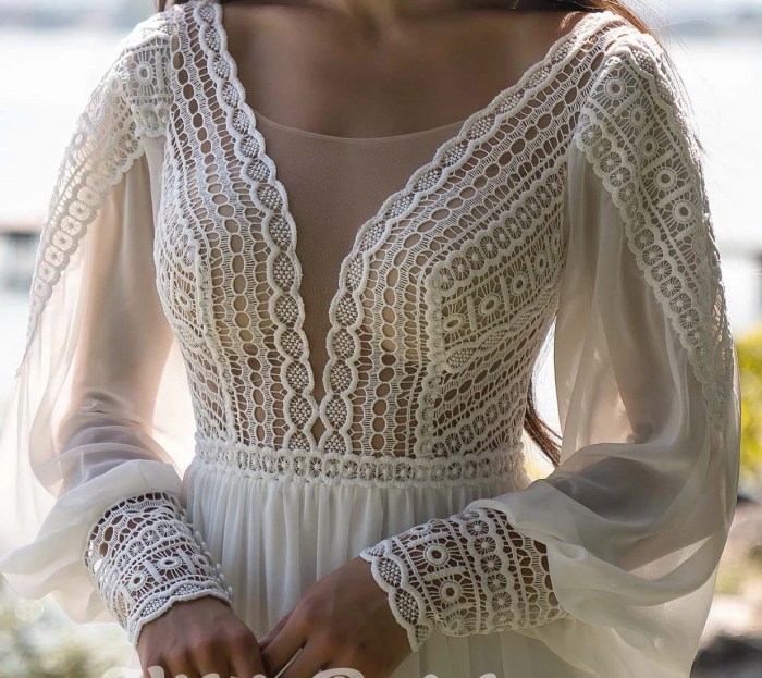 Long sleeve wedding dress chiffon