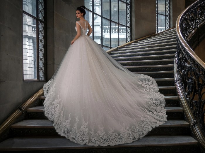 Wedding dress train gown lengths dresses cathedral trains styles veil bridal guide blog beautiful lace detachable make