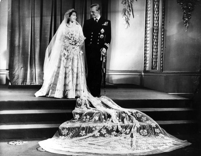 Queen elizabeth ii wedding dress